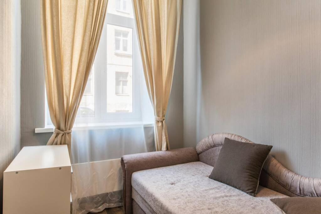 Lejas 5 Self Check In Out 5 Can Stay Free Parking Close To The City Center Рига Экстерьер фото